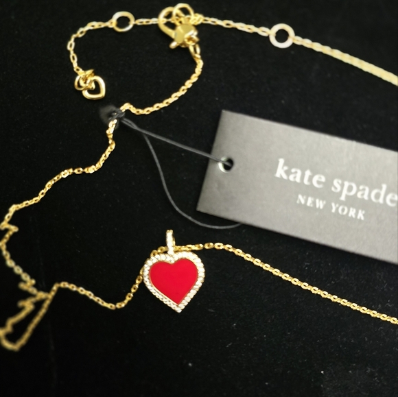 🔥SALE🔥 Kate Spade Take Heart Pendant Necklace & Earrings - Picture 6 of 6